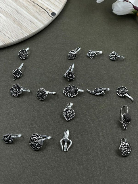 NAMAN ARTS Silver-Plated Stud Nosepin