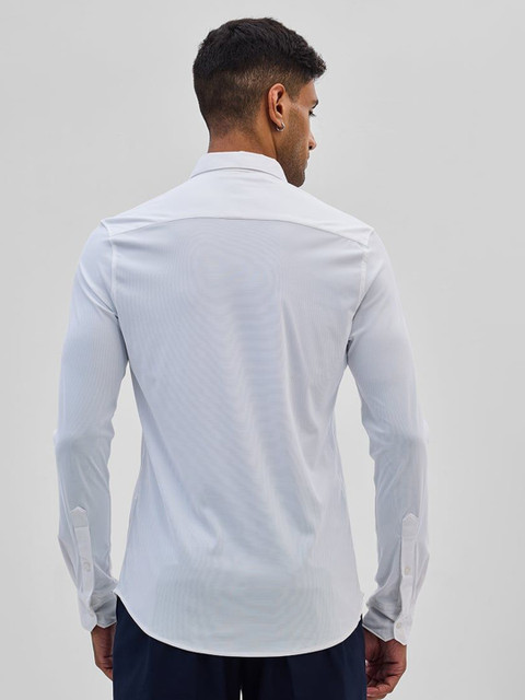 Snitch Men Smart Spread Collar Solid Slim Fit Formal Shirt - Image 4