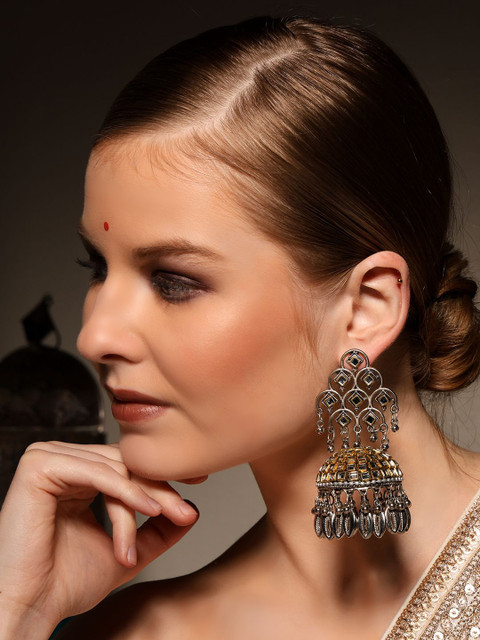 VENI Contemporary Jhumkas Earrings - Image 4
