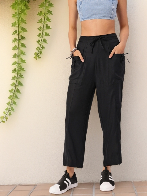 DressBerry Women Relaxed Fit Trousers with Box Pockets