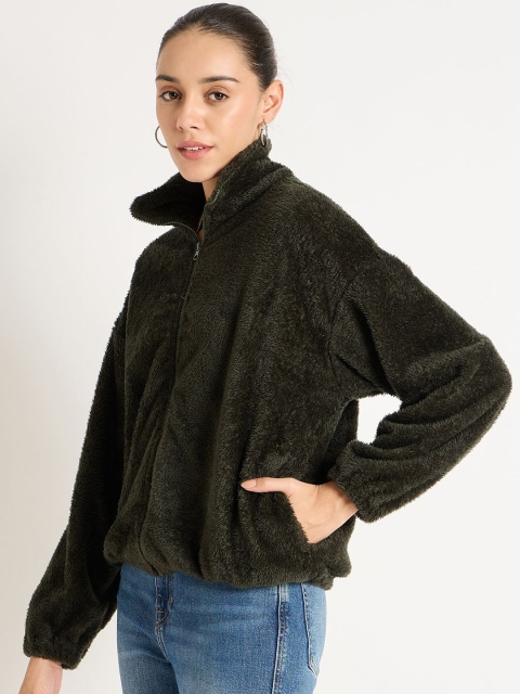FEMMELLA Women Lightweight Outdoor Jacket - Image 3