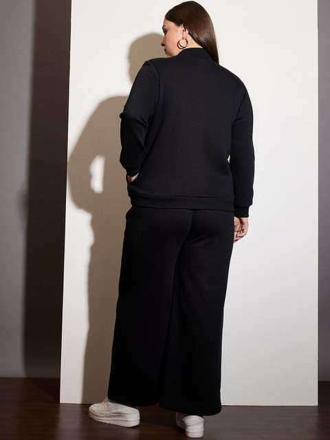 SASSAFRAS Curve Plus Size High Neck Zipper Jacket With Sweatpants - Image 5