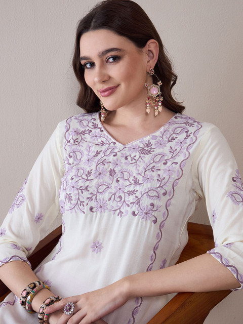 Anouk Floral Embroidered Thread Work Regular Straight Kurta - Image 2
