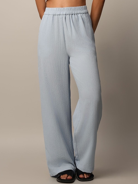 ONLY Women Textured Straight Fit High-Rise Regular Trousers