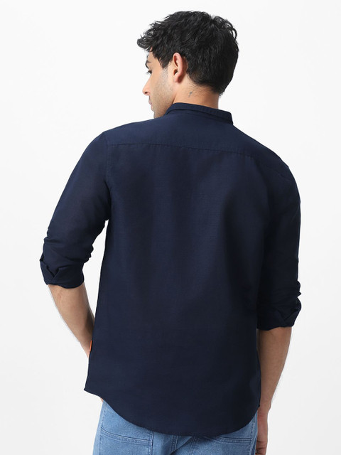 Urbano Fashion Men Club Collar Solid Cotton Casual Shirt - Image 4