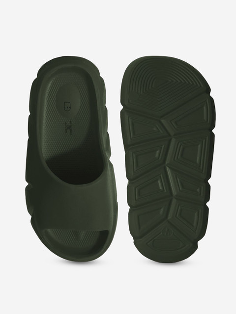 The Souled Store Men Self Design Rubber Sliders - Image 4