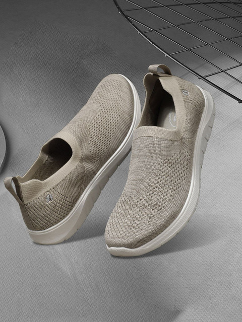 Bata Men Textured Slip-On Sneakers