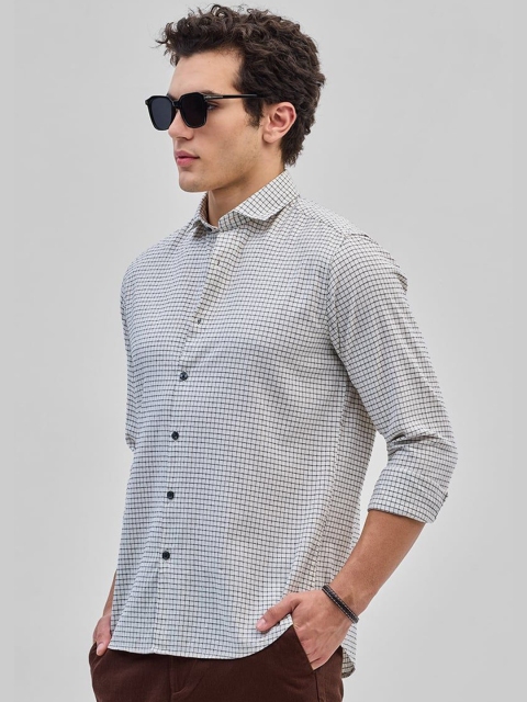 Snitch Men Smart Spread Collar Micro Checked Cotton Casual Shirt - Image 5