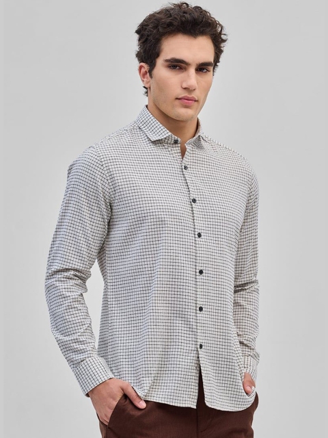 Snitch Men Smart Spread Collar Micro Checked Cotton Casual Shirt - Image 4