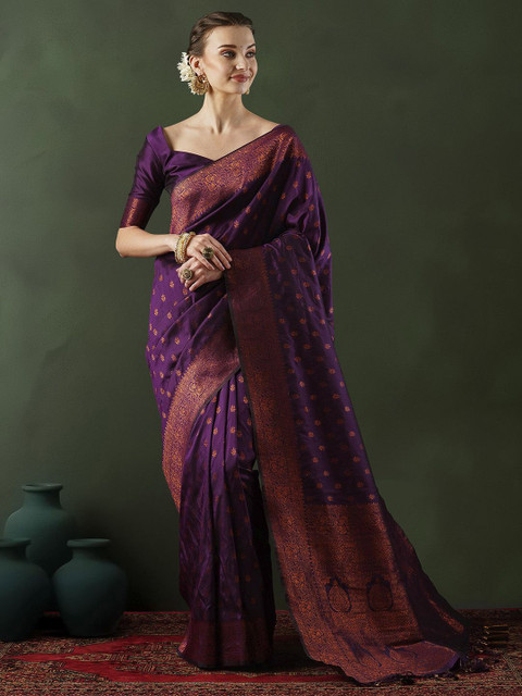 Sangria Woven Design Banarasi Saree With Blouse Piece - Image 4