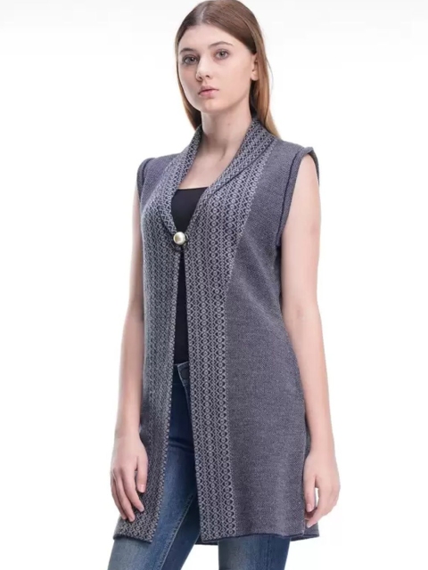 Zigo Self Design Longline Woollen Open Front Shrug - Image 3
