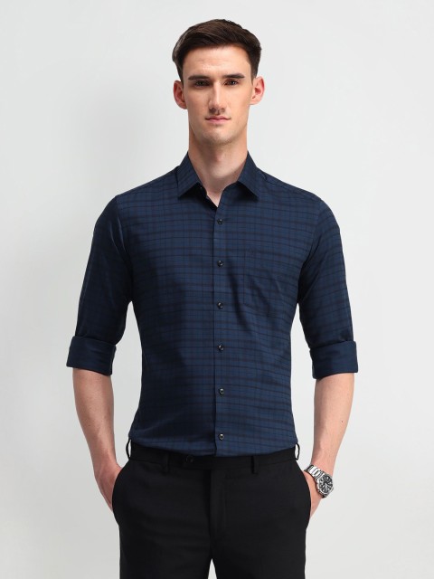 Arrow Men Manhattan Spread Collar Checked Cotton Slim Fit Formal Shirt
