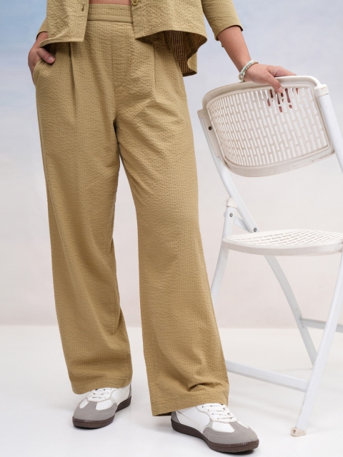ESPYR By Tokyo Talkies Women Textured Elasticated Waist Relaxed Trouser