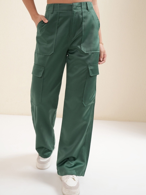 Tokyo Talkies Women Solid Loose Fit Cargos Trousers
