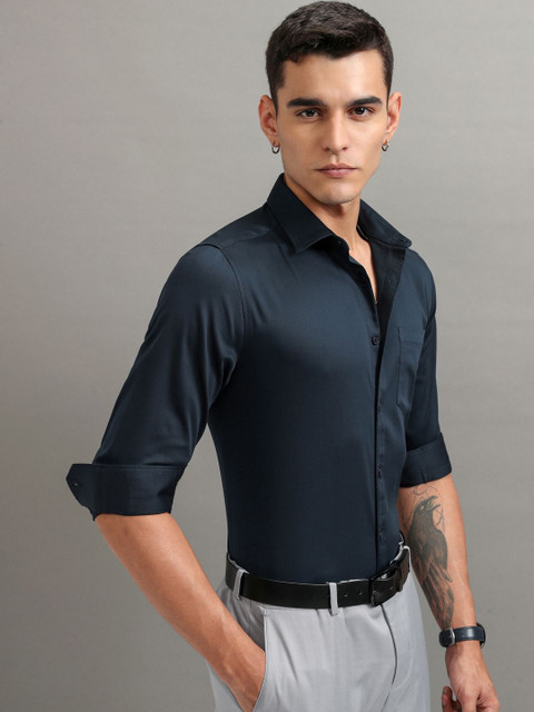 HIGHLANDER Men Slim Fit Shirt - Image 7