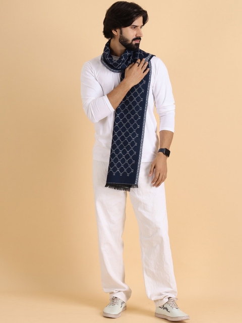 Tweedle Men Patterned Reversible Woolen Muffler - Image 3