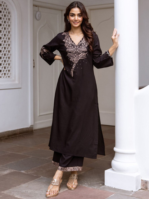 Indo Era Women Floral Embroidered Regular Kurta with Trousers