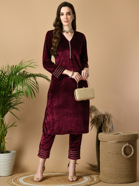 Sangria V-Neck Gotta Patti Regular Velvet Straight Kurta & Trousers
