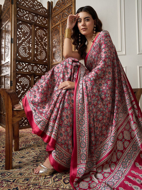 Sangria Printed Saree With Blouse Piece - Image 5