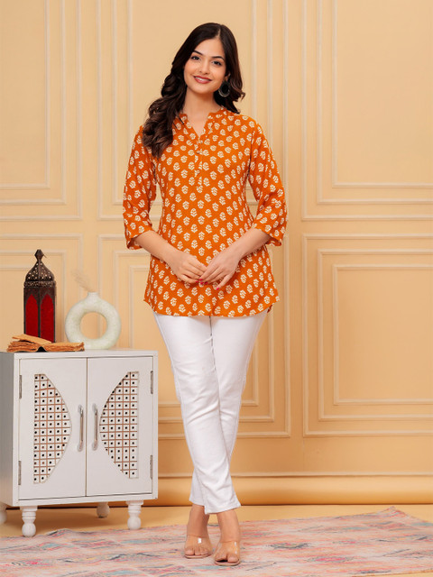 Anushil Floral Printed Top