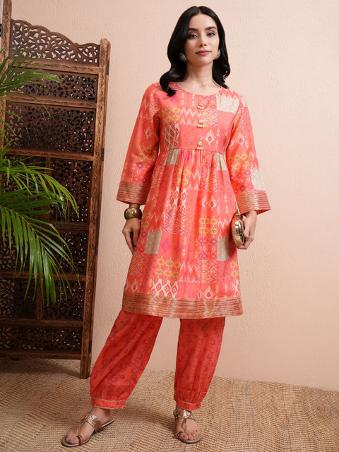 Vishudh Women Printed Kurta With Joggers Co-Ords