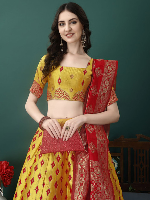 SWAMI STUDIO Ready to Wear Lehenga & Unstitched Blouse With Dupatta - Image 6