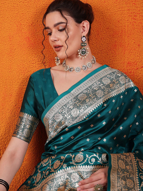 Sangria Woven Design Banarasi Saree