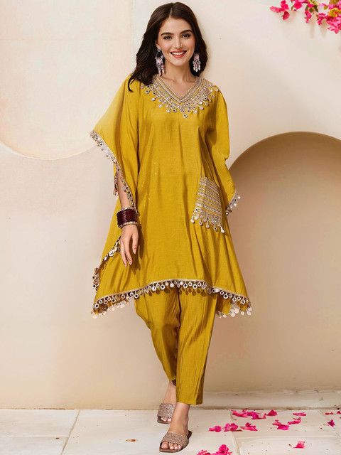 Ishin Embellished V Neck Kaftan With Trousers