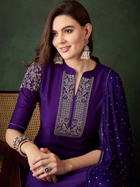 Sangria Embroidered Straight Kurta Trouser With Dupatta - Image 2
