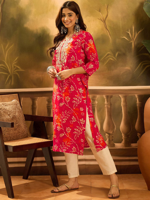 Sangria Floral Printed Round Neck Thread Work Straight Kurta - Image 3