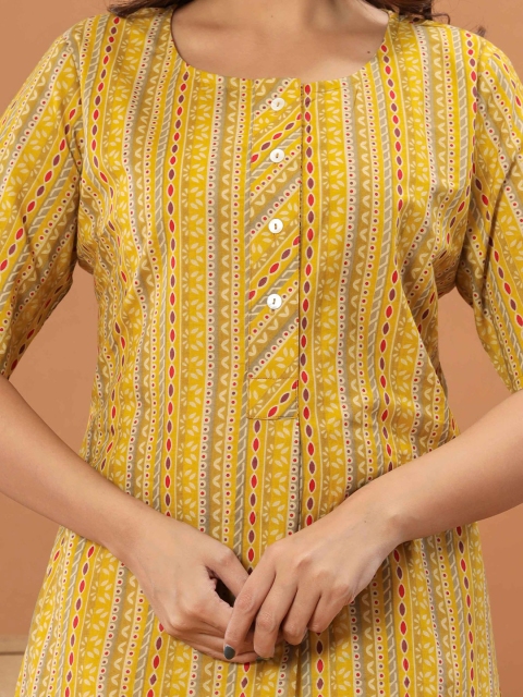 Aaysa Kurti Women Printed Pure Cotton Kurtis - Image 2