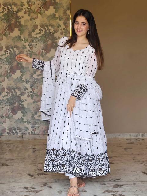 MISS CLOTHING Women Embroidered A-Line Kurta Sets