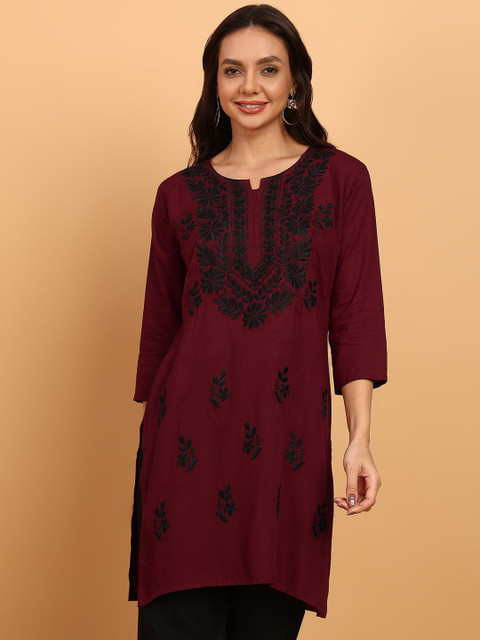 TOP N THREAD Women Floral Embroidered Chikankari Kurti