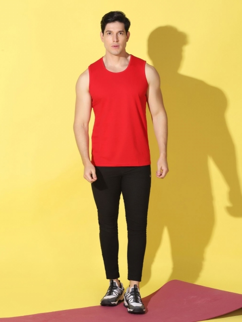WOOSTRO Men Pack Of 2 Printed Slim Fit T-shirt - Image 5