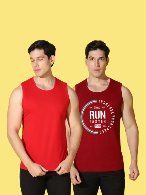 WOOSTRO Men Pack Of 2 Printed Slim Fit T-shirt - Image 6