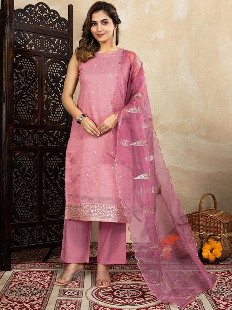 House of Pataudi Floral Embroidered Chanderi Cotton Straight Kurta & Trousers With Dupatta