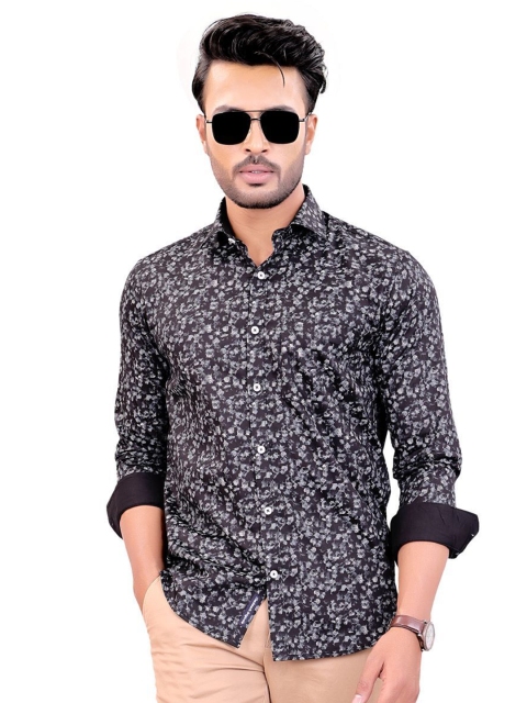 CHECKMARK CLOTHING Men Slim Fit Printed Casual Shirt