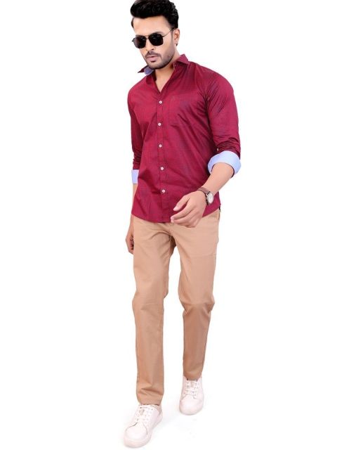 CHECKMARK CLOTHING Men Slim Fit Printed Casual Shirt
