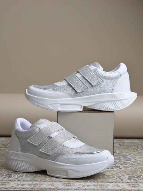 Froh Feet Women Sneakers