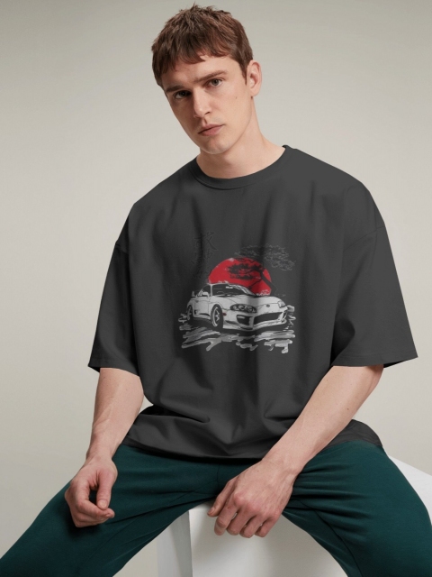 Silver Moon Clothing Men Graphic Oversized T-shirt