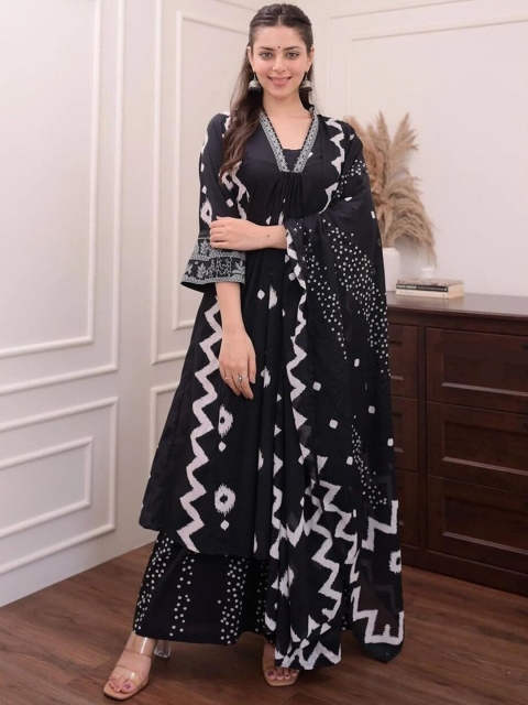 MISS CLOTHING Ikat Printed V Neck A-Line Kurta With Trouser - Image 4