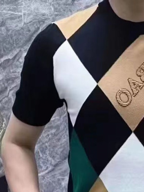 StyleCast x Revolte Men Checked Round Neck Regular Fit T-shirt - Image 2