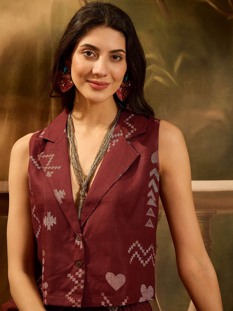 Sangria Printed Notched Lapel Collar Neck Waistcoat With Trousers Co-Ords - Image 2