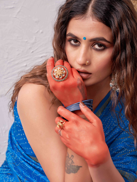 HERE&NOW Bandhani Zari Silk Blend Bandhani Saree - Image 5