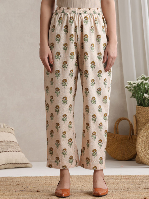 Khushal K Floral Printed V-Neck Pure Cotton Kurta With Palazzos And Dupatta - Image 7