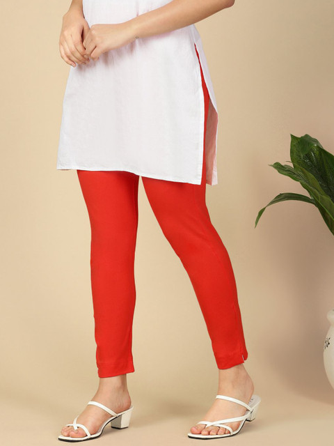PYNK Women Mid-Rise Ankle-Length Leggings with Pocket