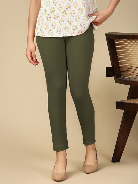 PYNK Women Relaxed Fit Mid-Rise Ankle-Length Leggings