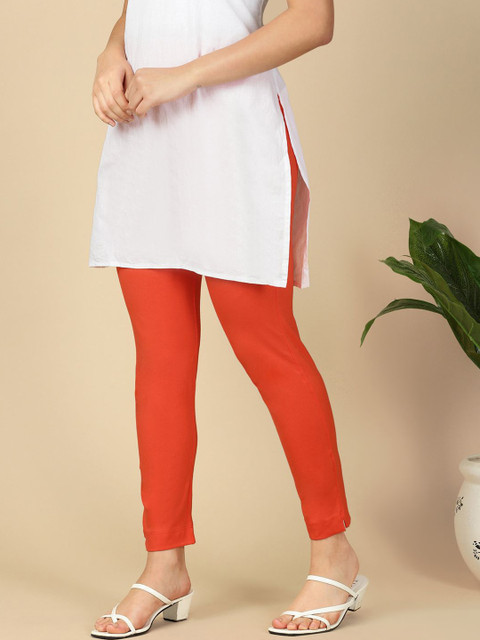 PYNK Women Mid-Rise Ankle-Length Leggings with Pocket