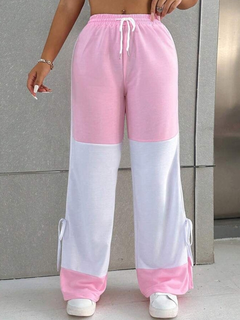 The Roadster Lifestyle Co Women Colourblocked Loose Fit High-Rise Cargo Trousers
