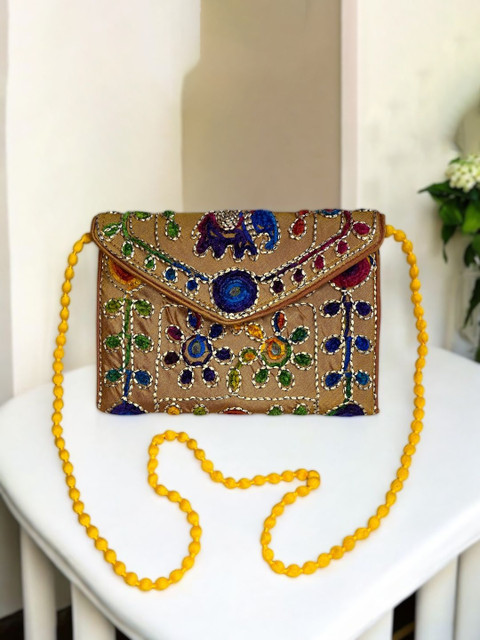 Sutliyan Embroidered Embellished Envelope Clutch